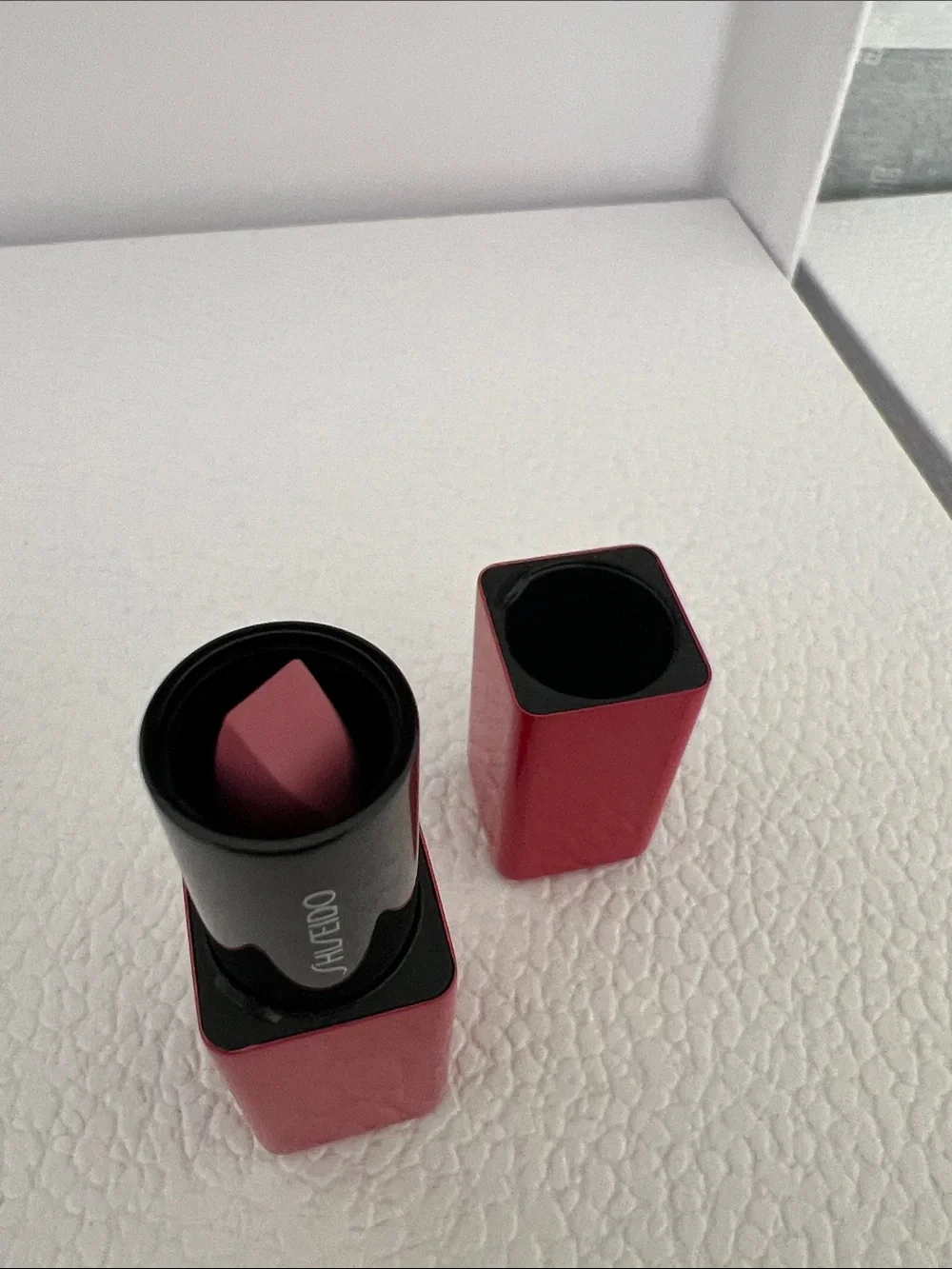 Shiseido TechnoSatin Gel Lipstick in 407 Pulsar Pink
